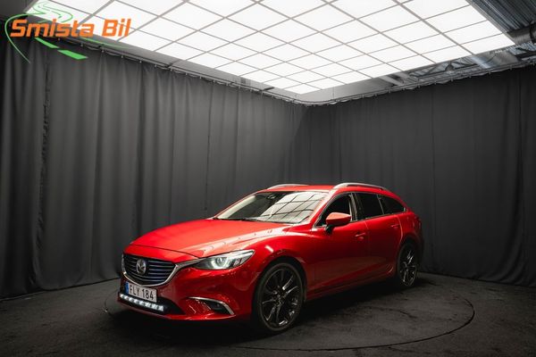 Mazda 6 2.2 SKYACTIV-D AWD PANORAMA HUD BOSE KAMERA LÄDER 175hk - 2015