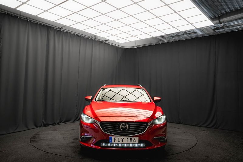 Mazda 6 bild 3