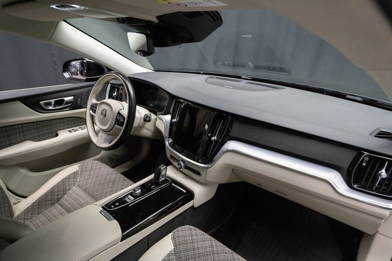 Volvo V60 bild 13