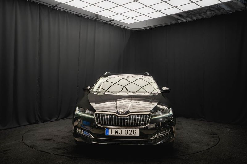 Skoda Superb bild 3