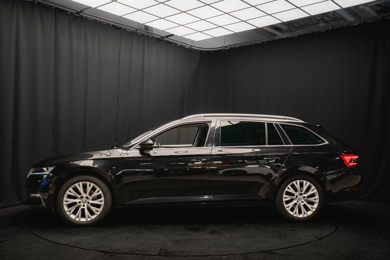 Skoda Superb bild 8