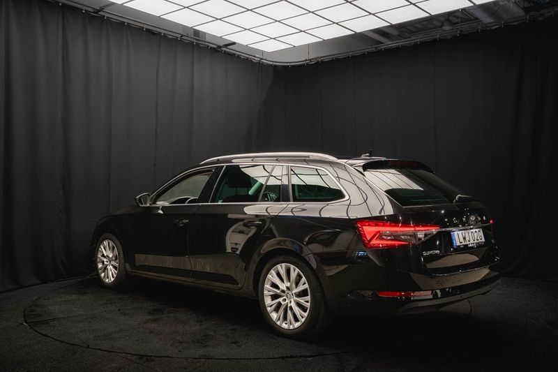 Skoda Superb bild 7
