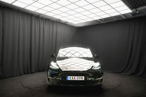 Tesla Model Y bild 4