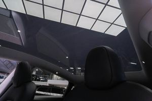 Tesla Model Y bild 12