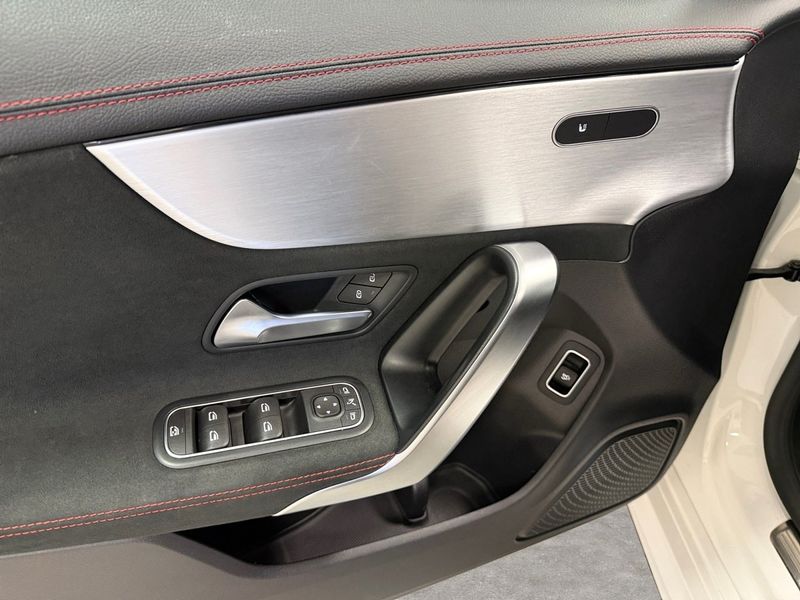 Mercedes CLA220 bild 9