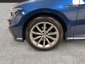 Volkswagen Passat bild 19