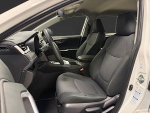 Toyota RAV4 bild 8