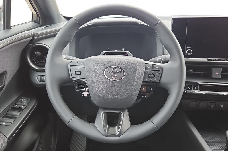 Toyota C-HR bild 12
