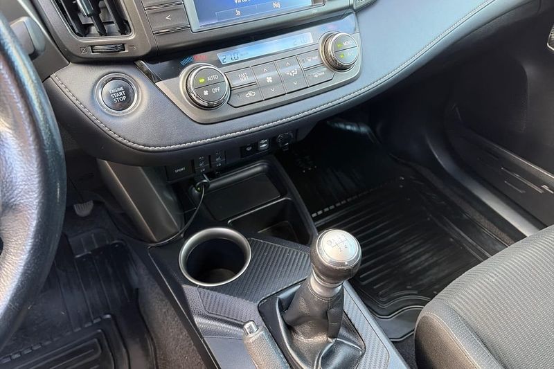 Toyota RAV4 bild 21