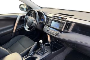 Toyota RAV4 bild 7