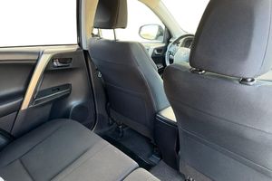 Toyota RAV4 bild 8