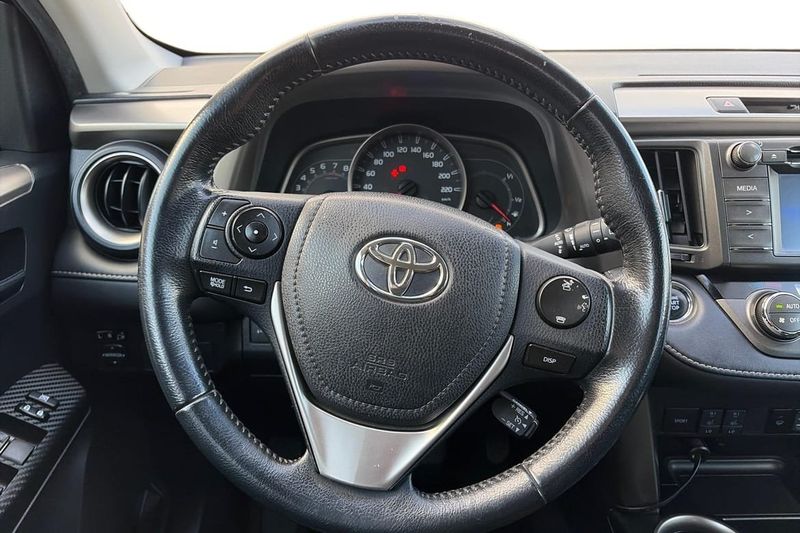 Toyota RAV4 bild 13