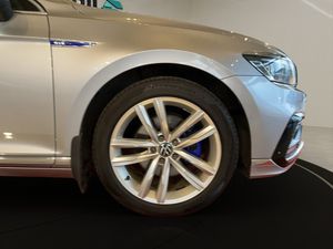 Volkswagen Passat bild 13