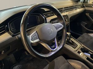 Volkswagen Passat bild 10