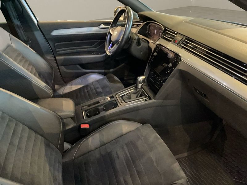 Volkswagen Passat bild 12
