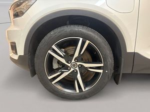 Volvo XC40 bild 8