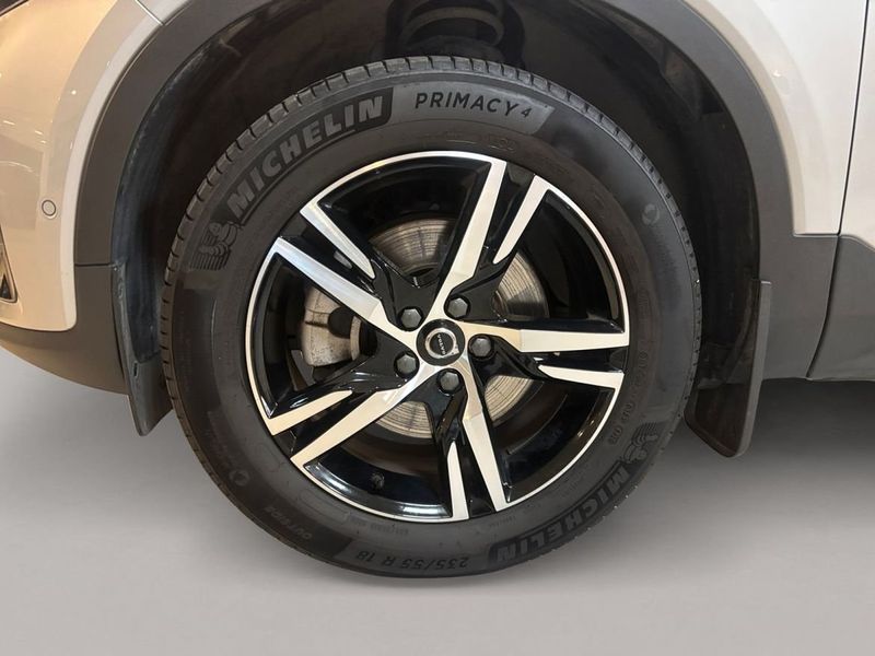 Volvo XC40 bild 8