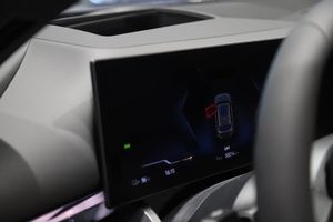 BMW i5 bild 7