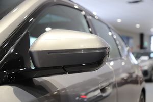 BMW i5 bild 6