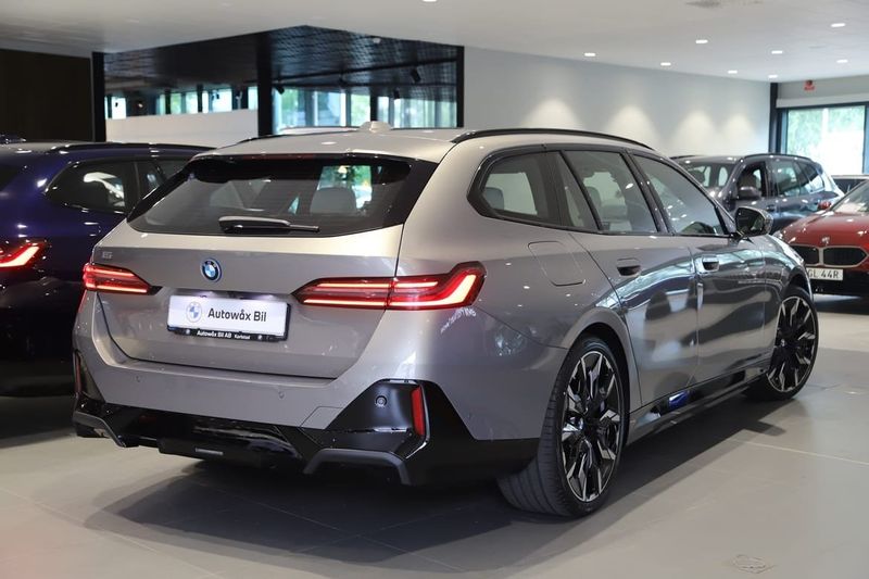 BMW i5 bild 10