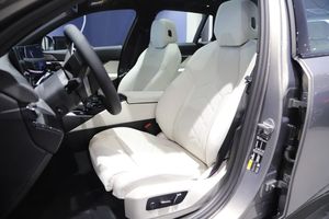 BMW i5 bild 5