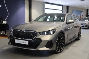 BMW i5 bild 1
