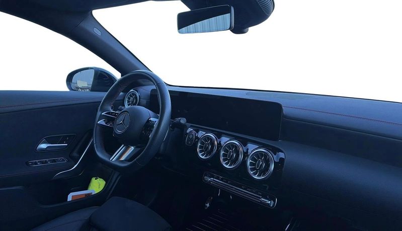 Mercedes CLA200 bild 7