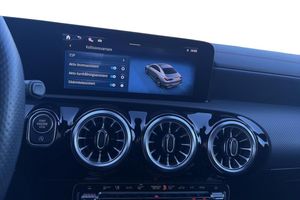 Mercedes CLA200 bild 16