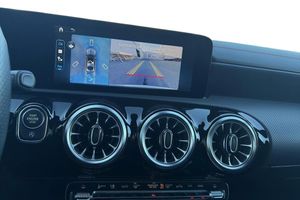 Mercedes CLA200 bild 17