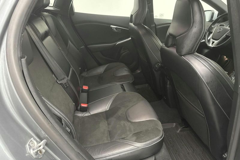 Volvo V40 bild 8