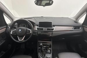 BMW 216 bild 6