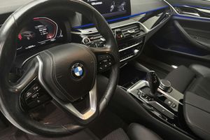 BMW 520 bild 15