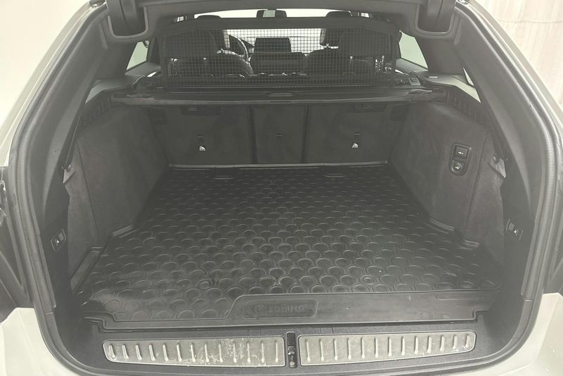 BMW 520 bild 9