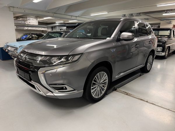 Mitsubishi Outlander PHEV CVT Business Euro 6 - 2020