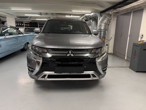 Mitsubishi Outlander bild 2