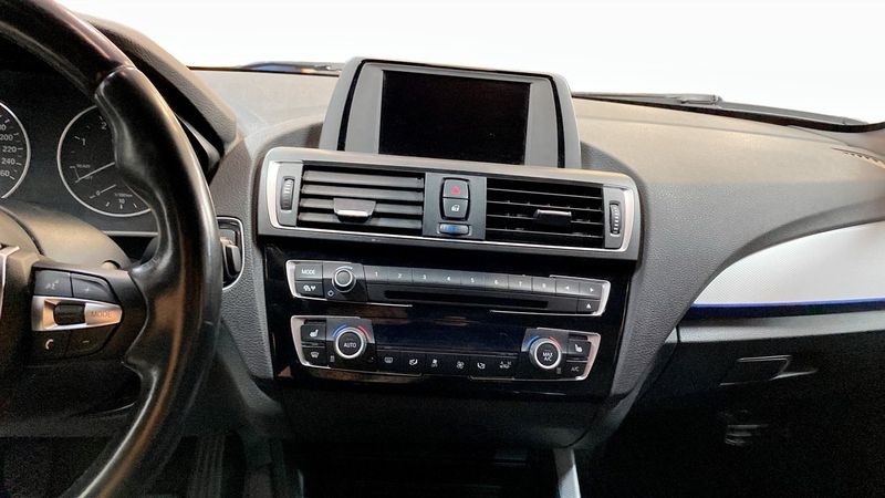 BMW 116 bild 10