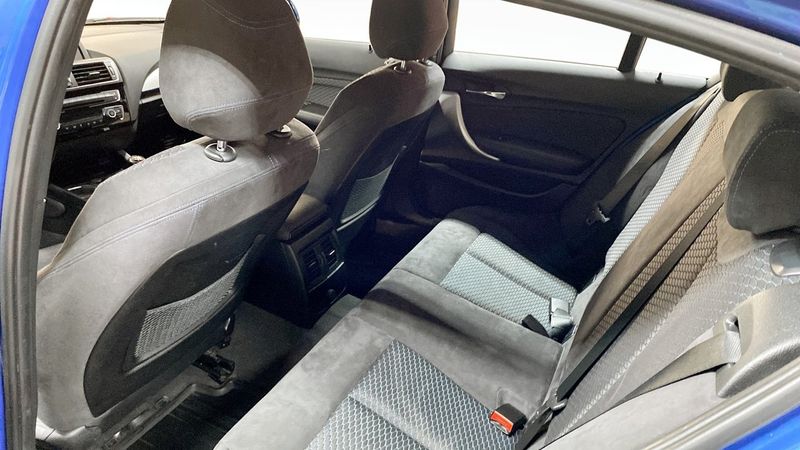 BMW 116 bild 11