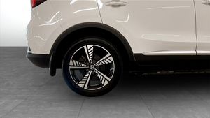 MG ZS EV bild 9
