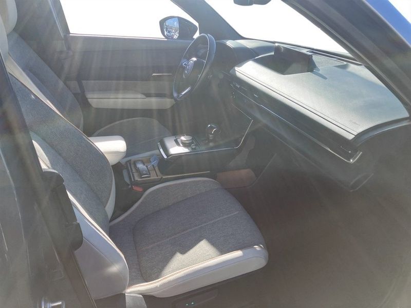Mazda MX-30 bild 11