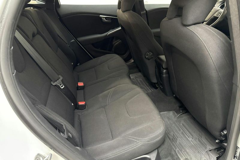 Volvo V40 bild 8