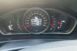Volvo V40 bild 11