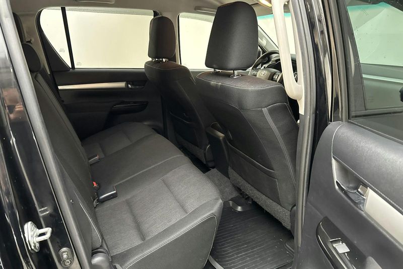 Toyota Hilux bild 8