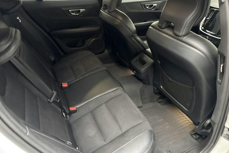 Volvo V60 bild 8
