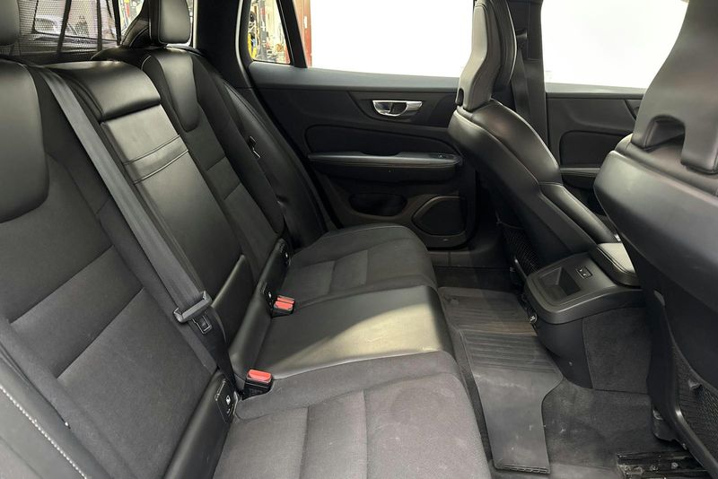 Volvo V60 bild 8