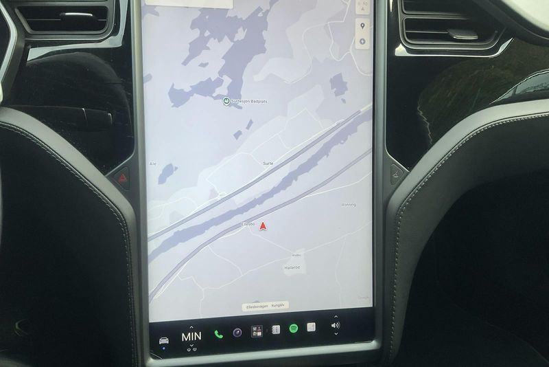Tesla Model S bild 14