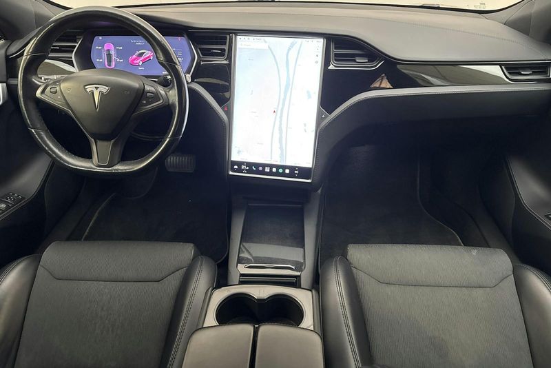 Tesla Model S bild 6