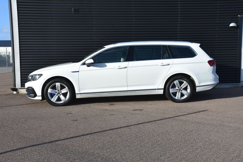 Volkswagen Passat bild 3
