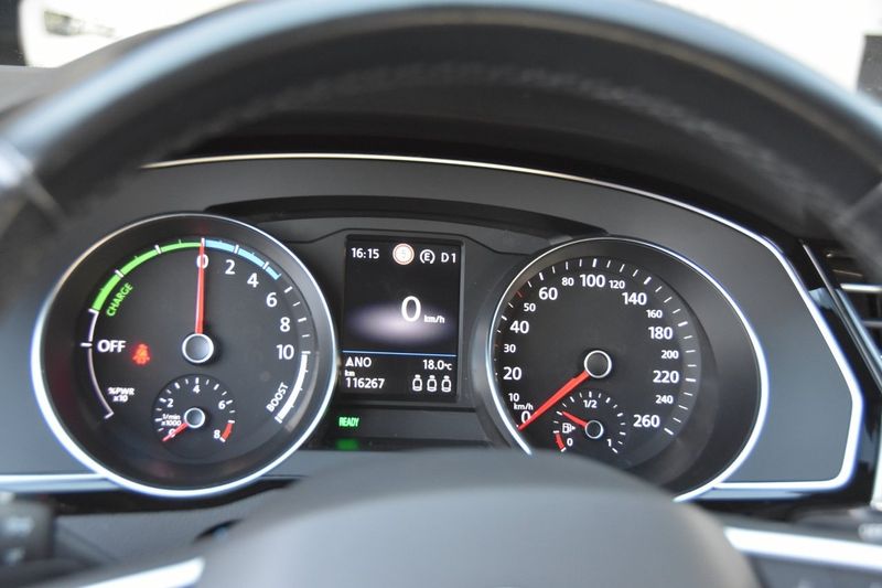 Volkswagen Passat bild 14