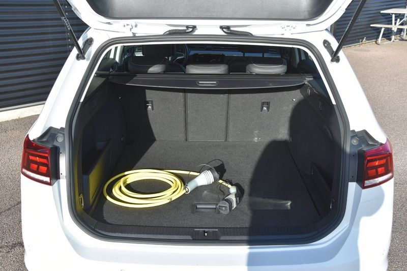 Volkswagen Passat bild 8
