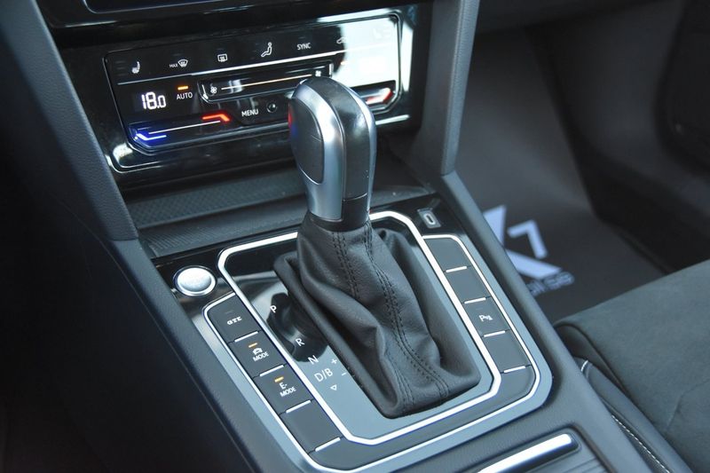 Volkswagen Passat bild 18